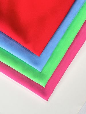 100% ανακυκλωμένο πολυεστέρα Twill βούρτσισμένο ροδάκινο δέρμα παντελόνια παραλία σακάκι ύφασμα